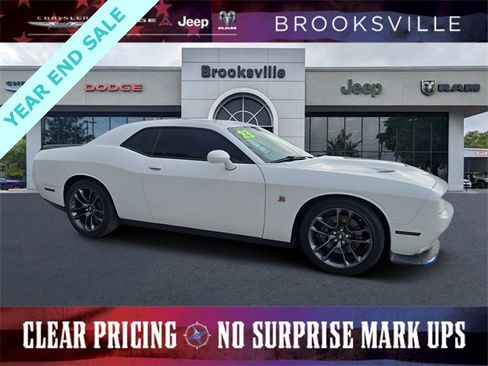 Certified 2023 Dodge Challenger R/T Scat Pack image 1