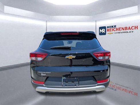 Used 2023 Chevrolet TrailBlazer LT FWD image 5
