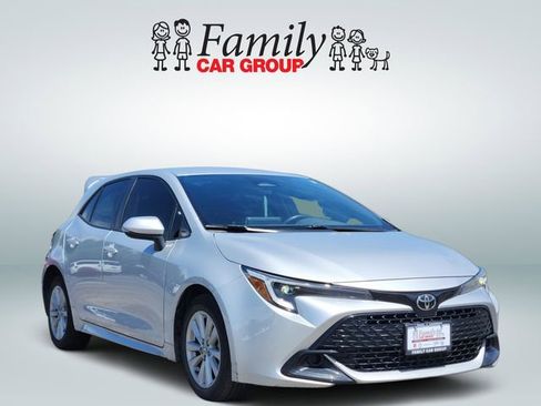 Certified 2023 Toyota Corolla SE FWD image 2