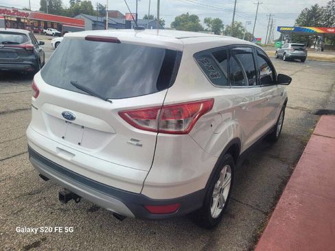 Used 2016 Ford Escape SE image 6