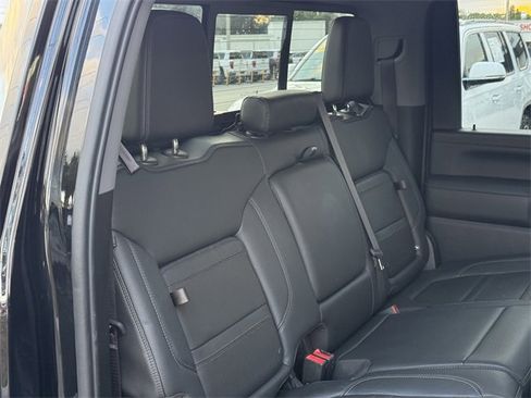Used 2023 GMC Sierra 2500 Denali w/ Denali Black Diamond Edition image 31