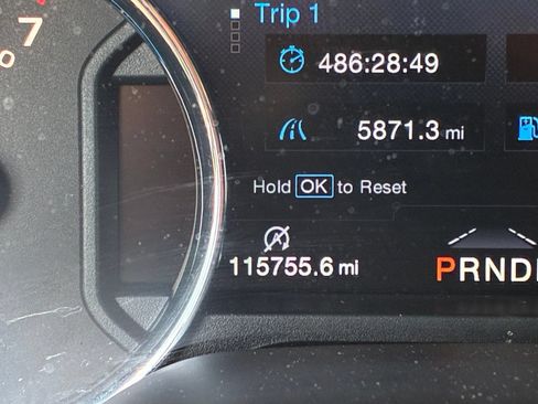 Used 2018 Ford F150 Platinum w/ Equipment Group 701A Luxury AWD/4WD image 12