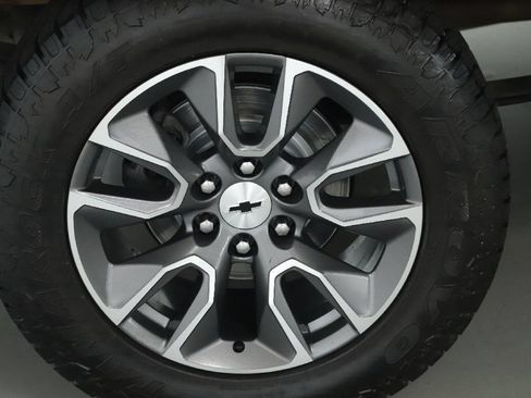 Used 2021 Chevrolet Silverado 1500 RST w/ True North Edition Plus AWD/4WD image 12
