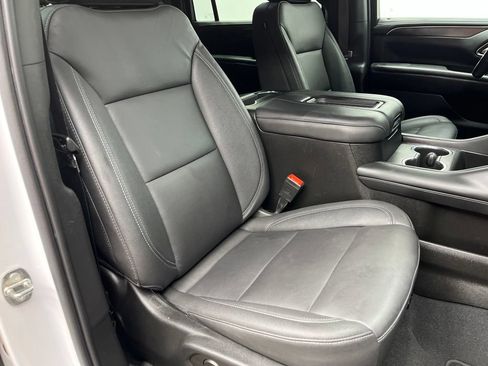 Used 2023 Chevrolet Suburban Z71 AWD/4WD image 22
