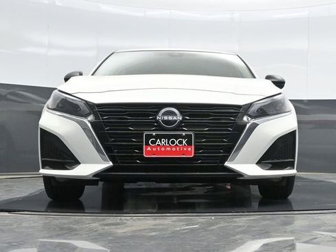 Used 2025 Nissan Altima 2.5 S FWD image 40