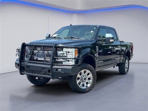Used 2019 Ford F250 King Ranch w/ King Ranch Ultimate Package AWD/4WD image 2