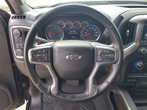 Used 2020 Chevrolet Silverado 1500 LT Trail Boss w/ Midnight Edition image 22