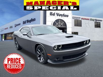 Used 2022 Dodge Challenger R/T w/ Blacktop Package