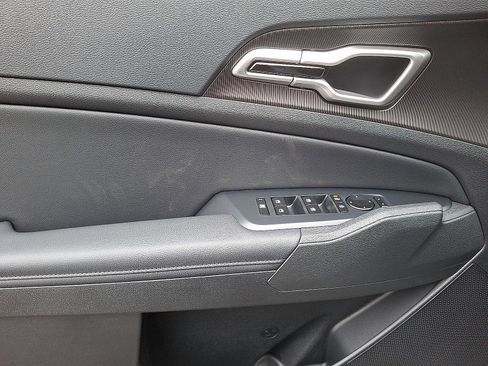 New 2026 Kia Sportage EX w/ EX Panoramic Sunroof Package image 7