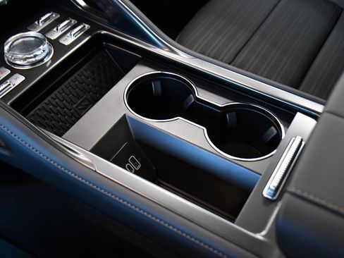 New 2026 Lincoln Nautilus Reserve image 34