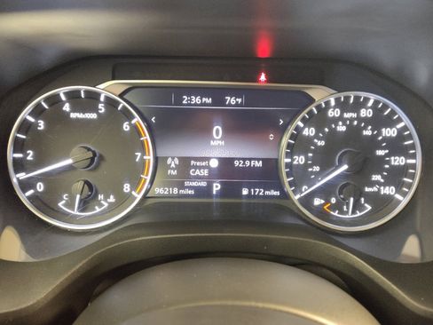 Used 2022 Nissan Rogue SV image 23