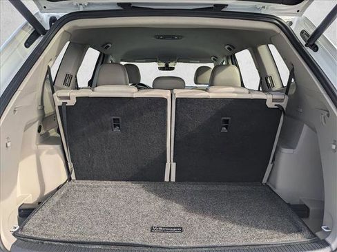 Used 2022 Volkswagen Atlas SE w/ Black Wheel Package image 6