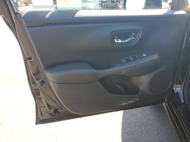 Certified 2025 Honda HR-V Sport image 19