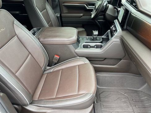 Used 2024 GMC Sierra 1500 Denali w/ Denali Reserve Package image 19