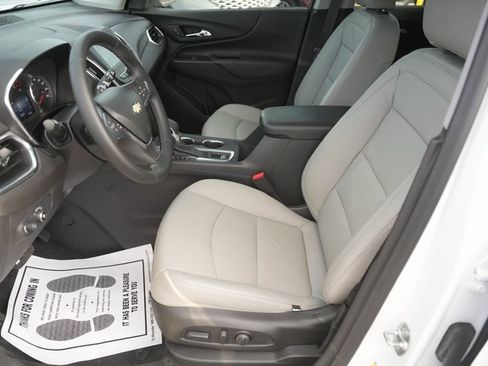 Used 2024 Chevrolet Equinox LT image 9