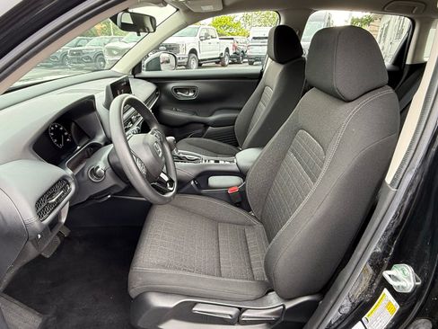 Used 2024 Honda HR-V LX image 13