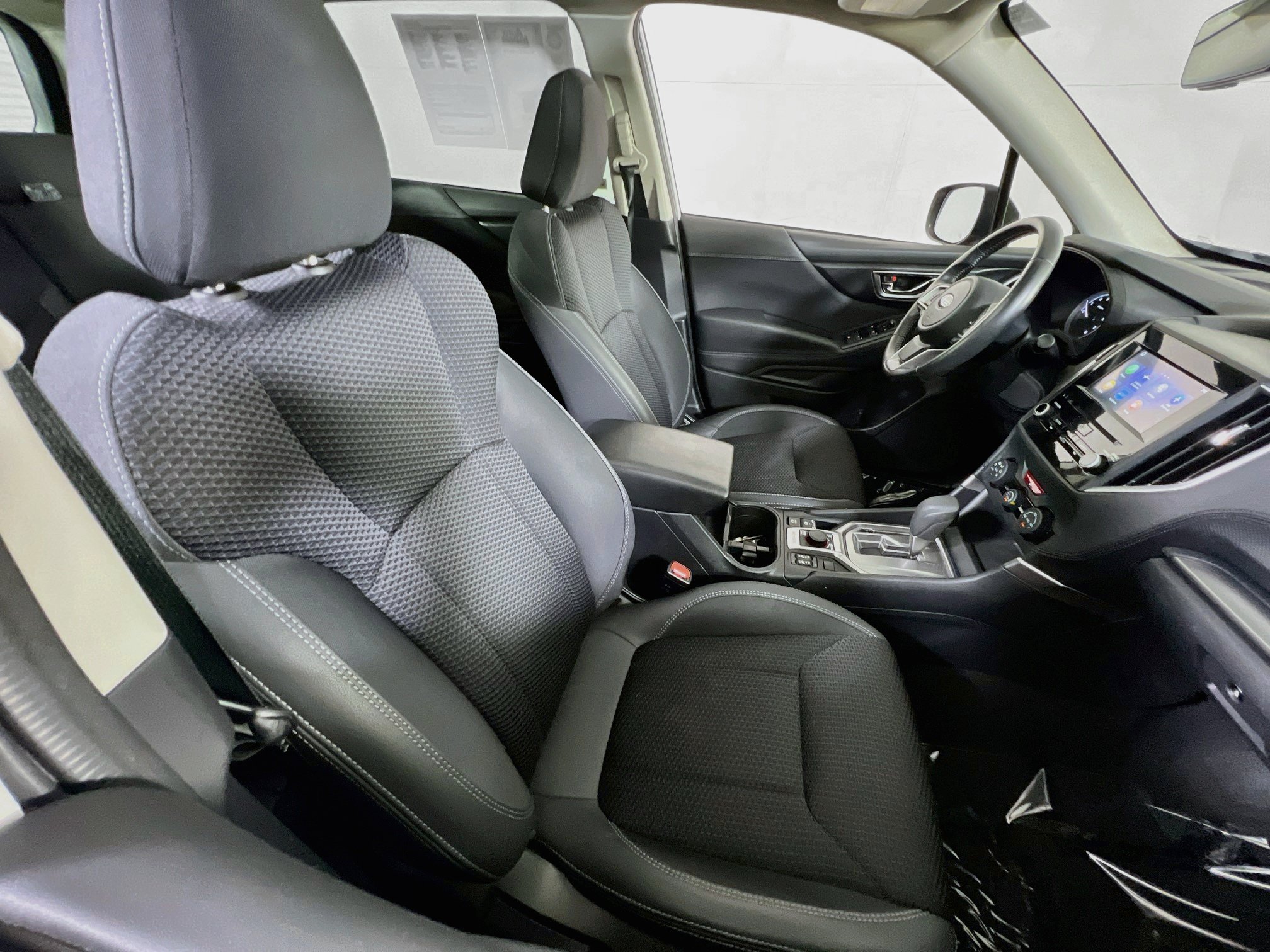 Used 2023 Subaru Forester Premium AWD/4WD image 27