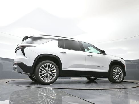 New 2026 Chevrolet Traverse LT image 43