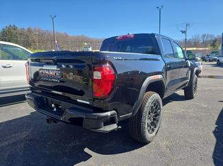 New 2026 GMC Canyon Elevation AWD/4WD video 2
