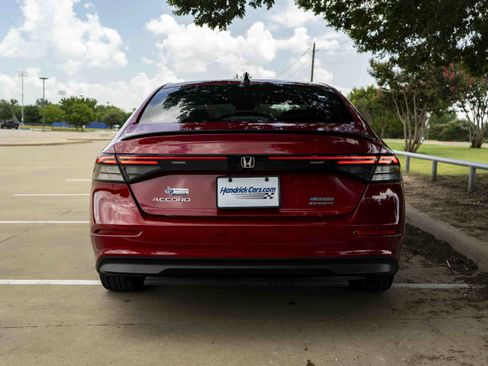 Used 2023 Honda Accord Sport image 8
