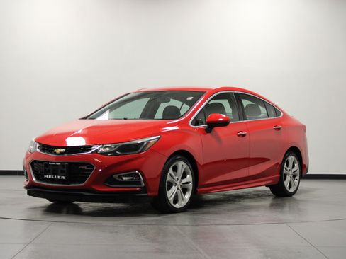 Used 2016 Chevrolet Cruze Premier FWD image 8
