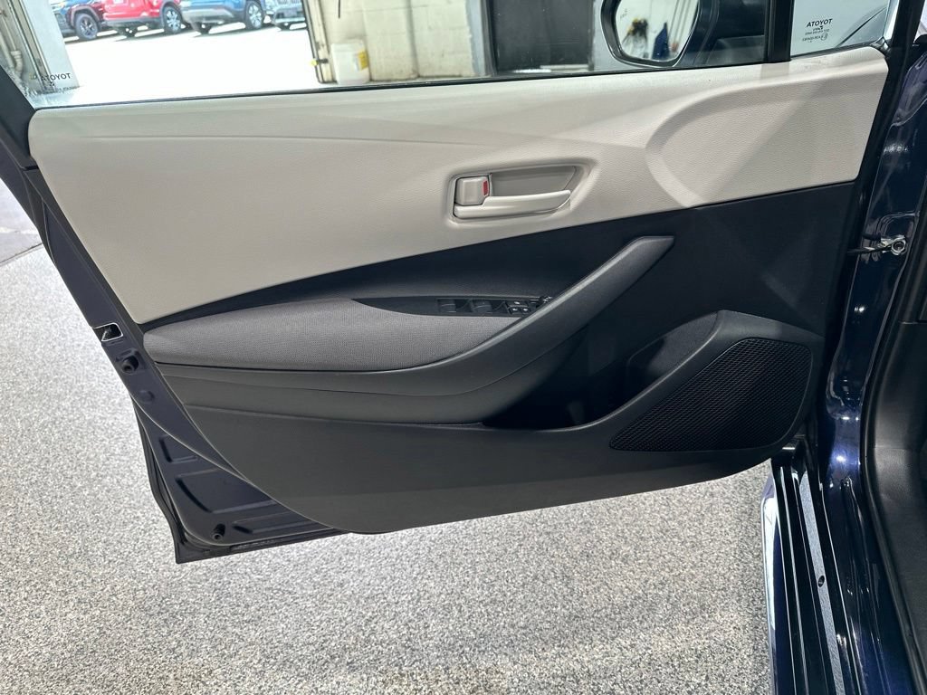 New 2026 Toyota Corolla LE FWD image 11