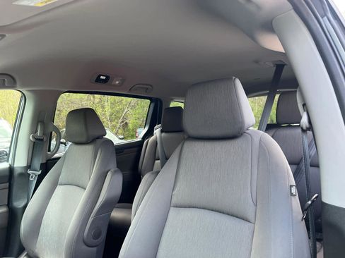 Used 2018 Honda Odyssey EX image 14