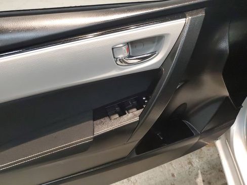 Used 2019 Toyota Corolla LE FWD image 11