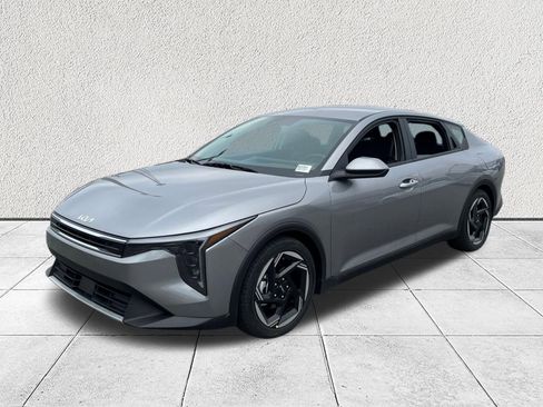 New 2025 Kia K4 EX image 3
