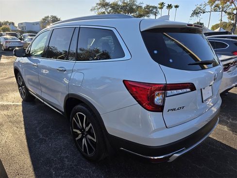 Used 2022 Honda Pilot Touring image 3