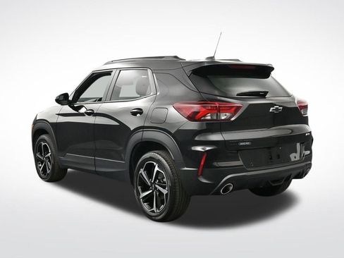 Used 2023 Chevrolet TrailBlazer RS w/ Sun and Liftgate Package AWD/4WD image 3