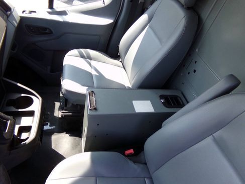 Used 2018 Ford Transit 150 130 Low Roof RWD image 25