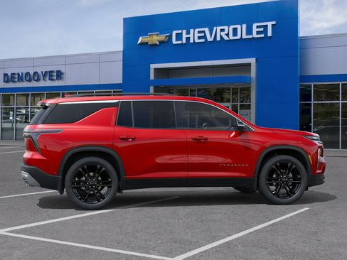New 2026 Chevrolet Traverse LT w/ Driver Confidence Package AWD/4WD image 29
