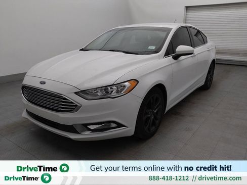 Used 2018 Ford Fusion SE w/ Equipment Group 201A image 1