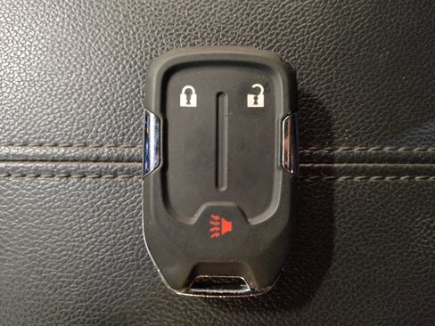 Used 2020 GMC Terrain SLE FWD image 32