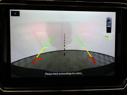 Used 2022 Ford F250 Lariat w/ Black Appearance Package image 29