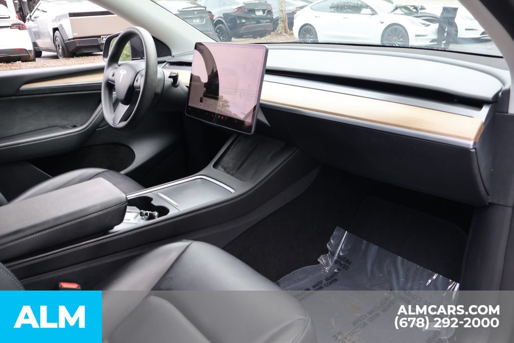 Used 2024 Tesla Model Y Performance AWD/4WD image 27