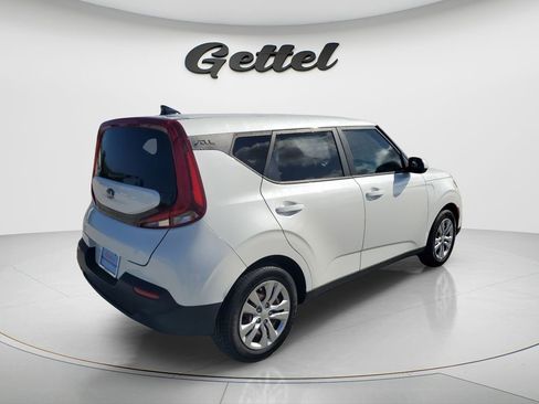 Used 2020 Kia Soul LX image 4