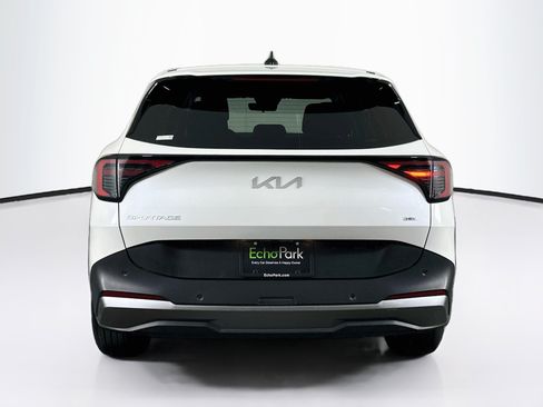 Used 2026 Kia Sportage LX FWD image 7