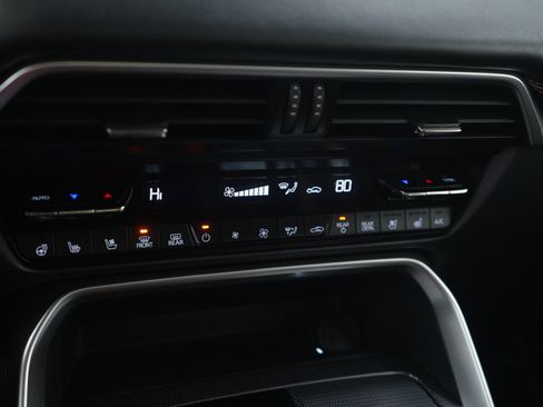 Certified 2025 MAZDA CX-90 Plug-In Hybrid w/ Premium Plus image 24