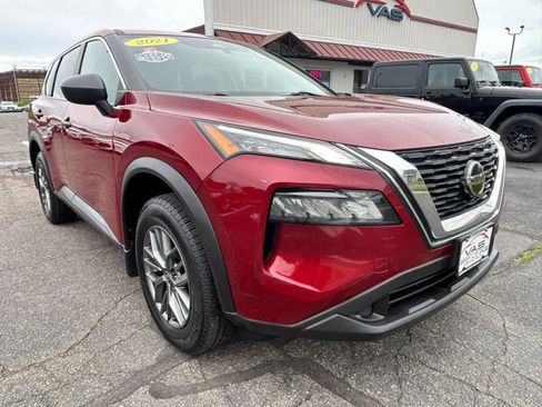 Used 2021 Nissan Rogue S AWD/4WD image 3