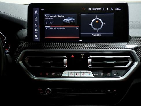 Used 2024 BMW X4 M40i w/ Premium Package image 18