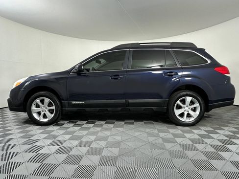 Used 2013 Subaru Outback 2.5i Premium image 16