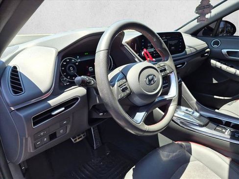 Used 2021 Hyundai Sonata SEL Plus w/ Tech Package FWD image 9
