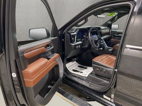 Used 2023 GMC Sierra 1500 Denali Ultimate AWD/4WD image 10