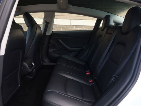 Used 2023 Tesla Model 3 Standard Range RWD image 21