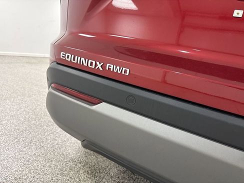 New 2026 Chevrolet Equinox LT w/ Convenience Package II AWD/4WD image 29