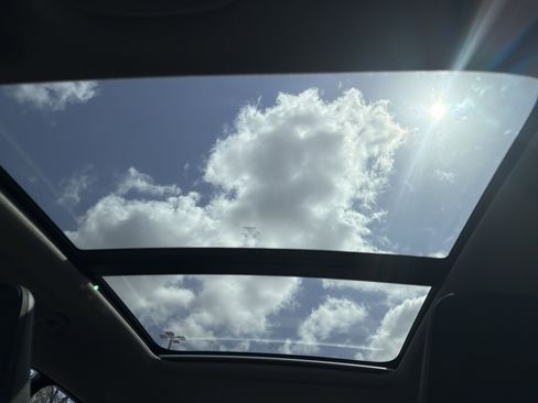 Certified 2025 Volvo XC40 B5 Core image 28