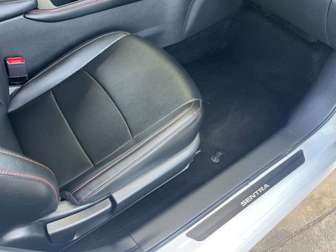 Used 2024 Nissan Sentra SR w/ SR Premium Package FWD image 20