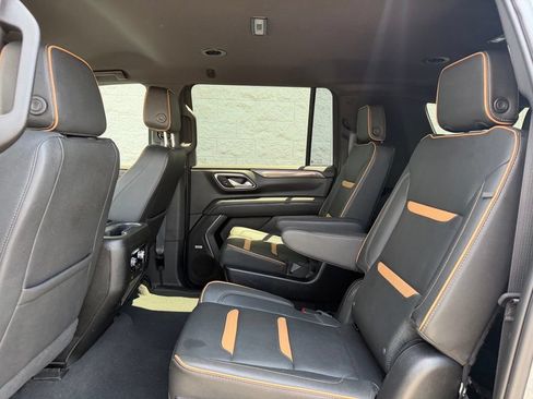 Used 2023 GMC Yukon XL AT4 AWD/4WD image 16
